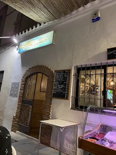 حجز مطاعم ماربيا راقية للافراد والمناسبات مطلة على البحر