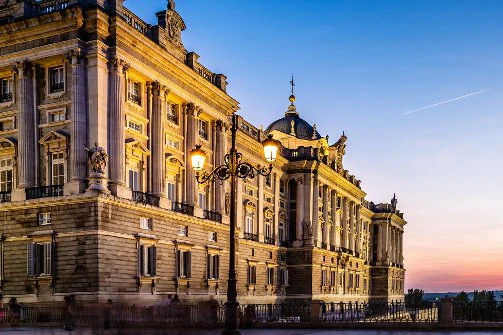 شركة المسافر لتأجير السيارات مدريد