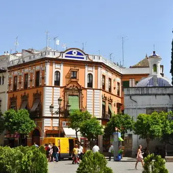 مدينة اشبيلية تأجير سيارات